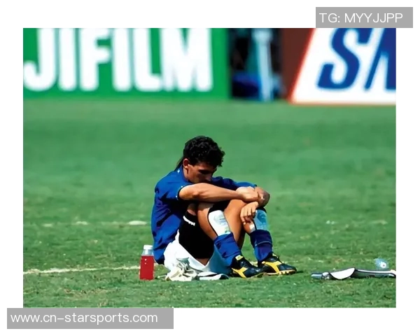 足坛传奇7号球星的光辉历程与精彩瞬间盘点